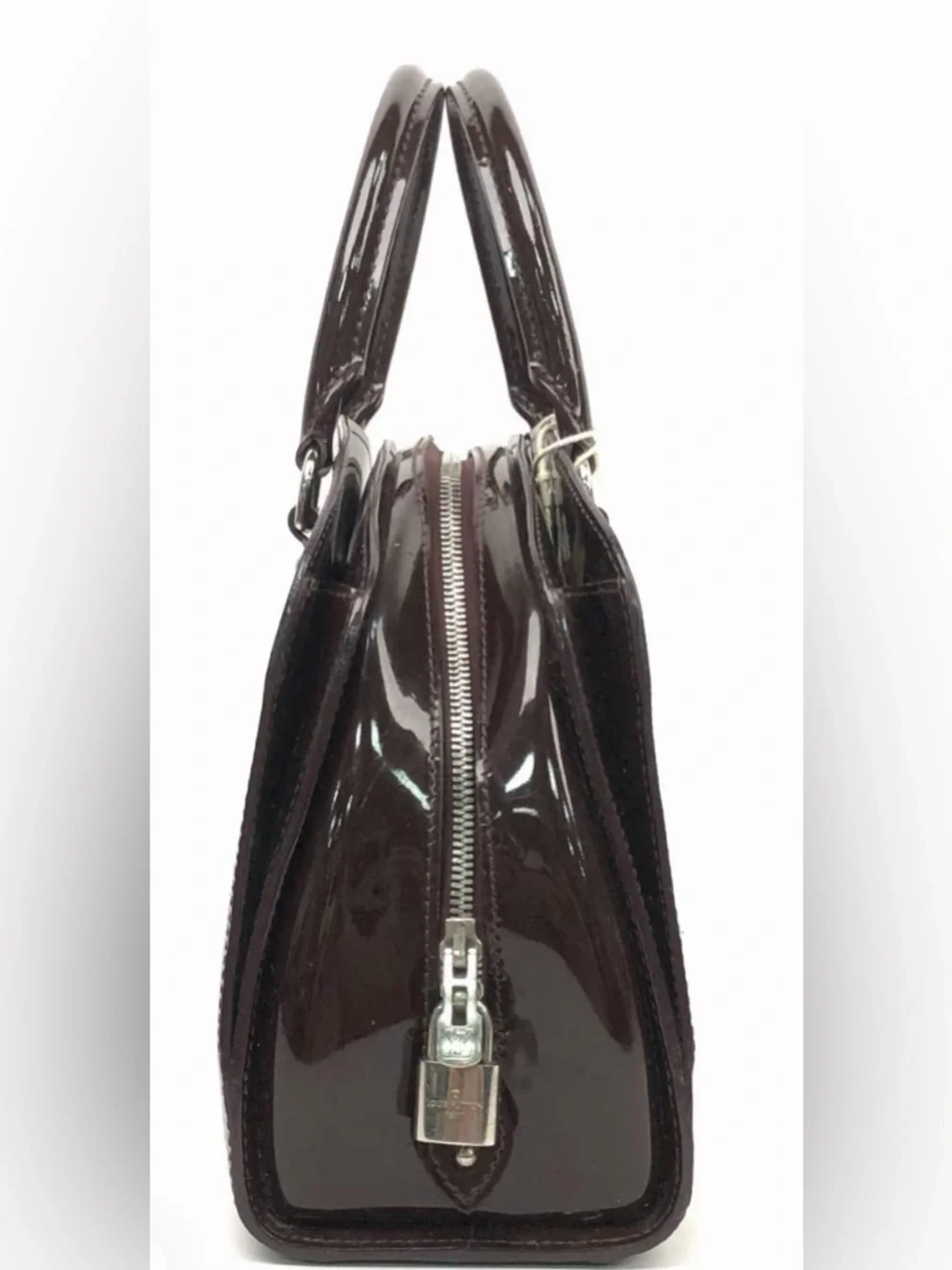 Louis - Picture 2 of 5